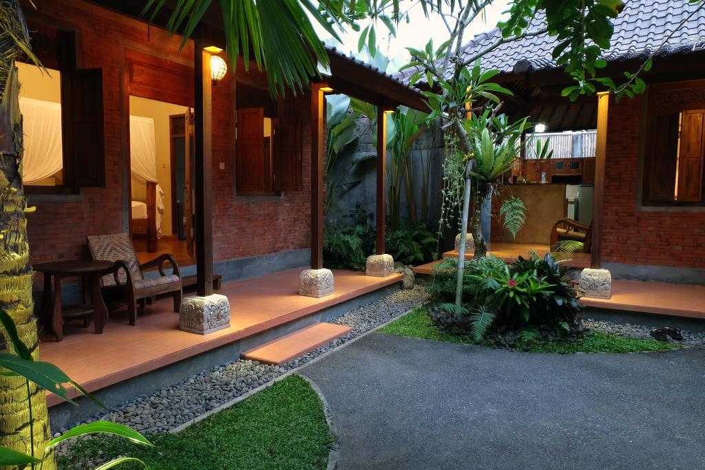Nurada Cottage 우붓 외부 사진
